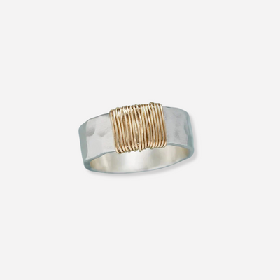 Zoë Vintage Gold-Colored Thread Ring
