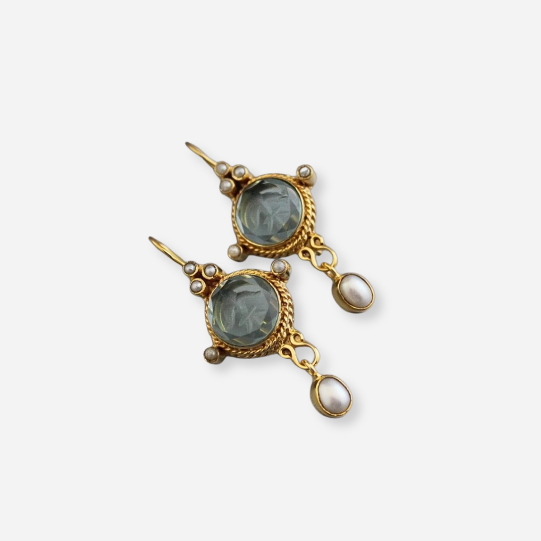 Merena Vintage Earrings with Pearl