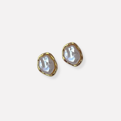 Carmen Elegant Pearl Earrings