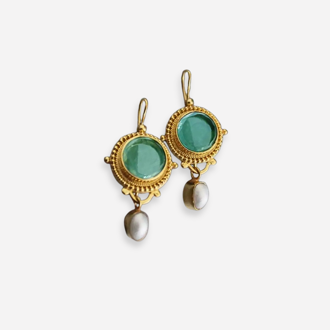 Veline Vintage Earrings with Pearl