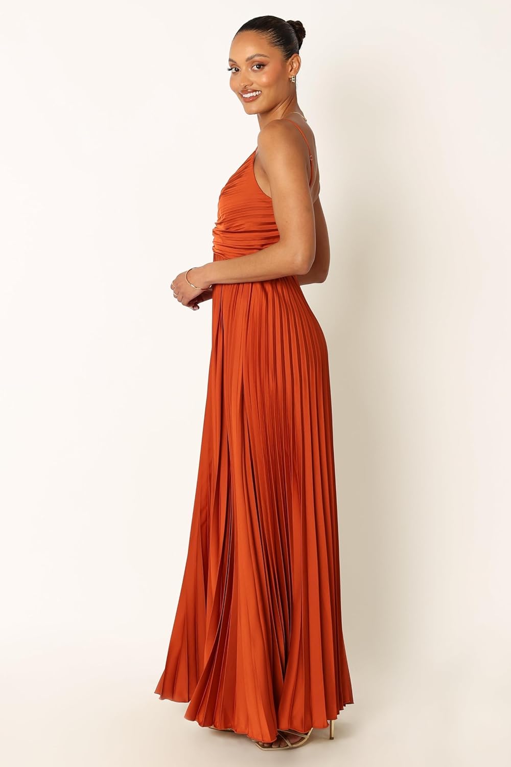 Aneira | Elegant Pleated Dress