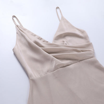 Adoré | Cléa Elegant Midi Dress