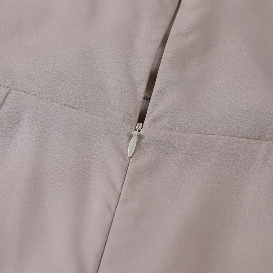 Adoré | Cléa Elegant Midi Dress