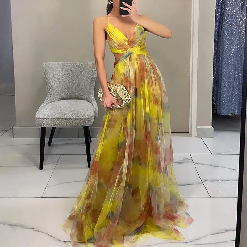 Giselle – Enchanting Floral Print Maxi Dress