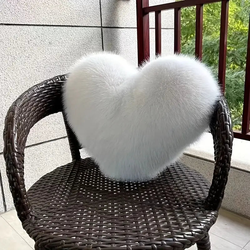 HeartNest - Cute Plush Heart-Shaped Pillow