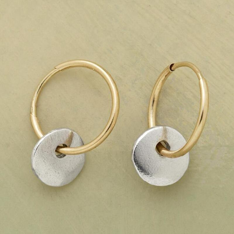 Maria Graceful Hoop Earrings