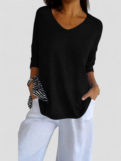 Aurea - V-Neck Knit Top