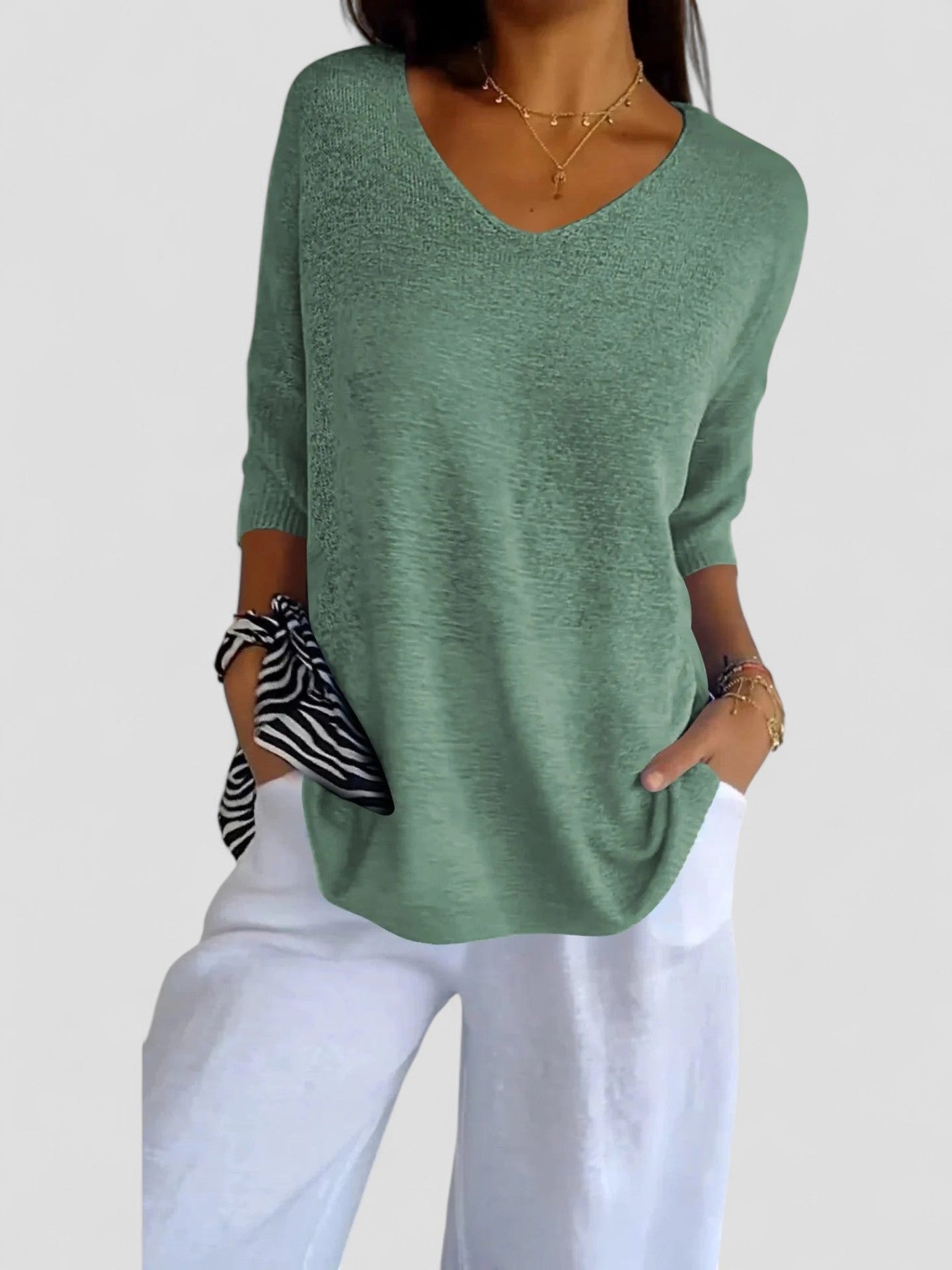 Aurea - V-Neck Knit Top