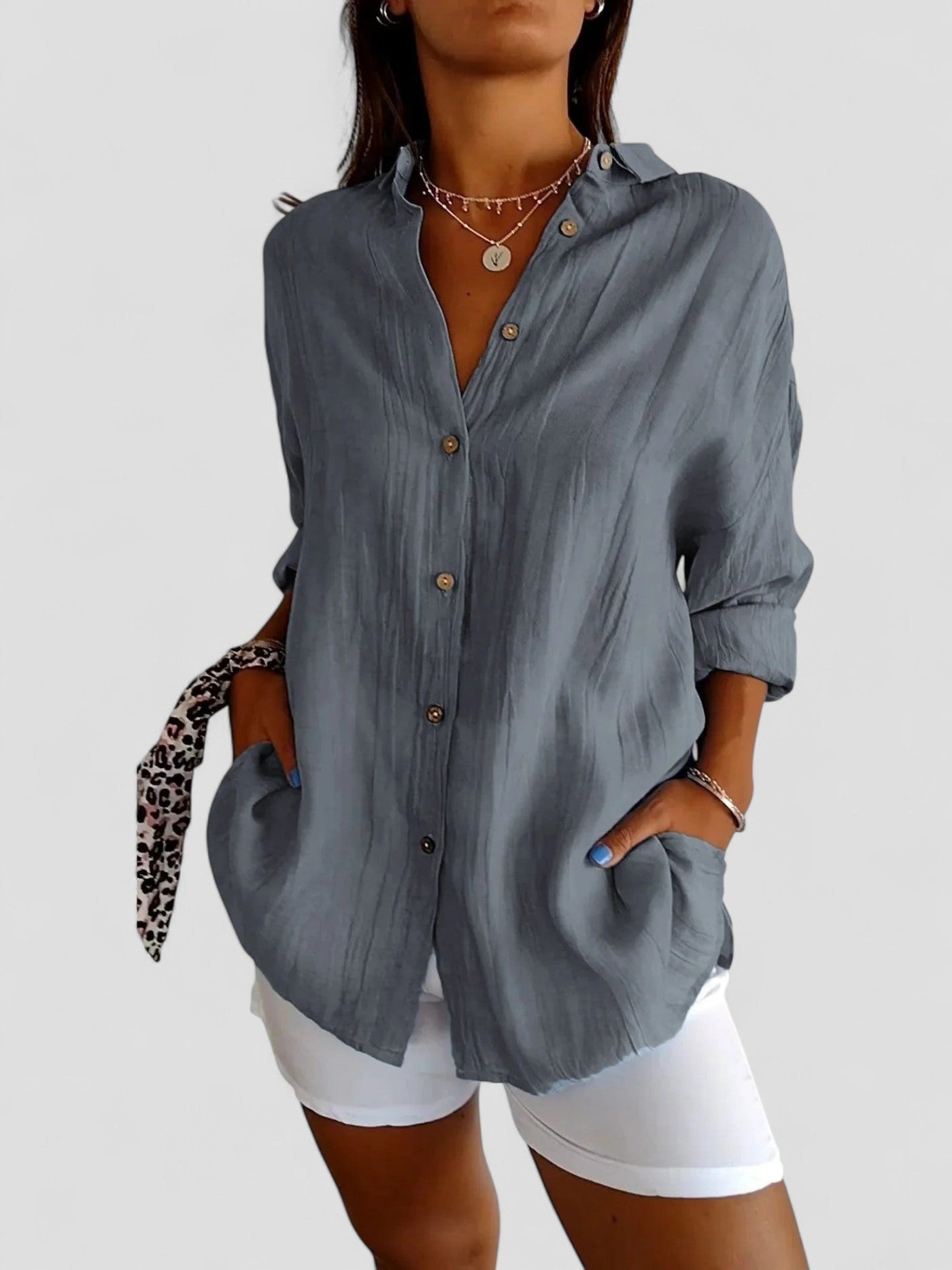 Violetta - Elegant Women's Shirt