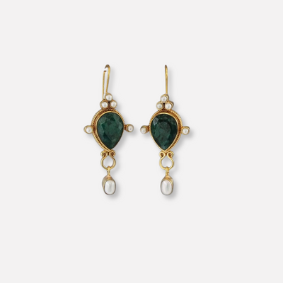 Gaby Vintage Earrings with Pearl